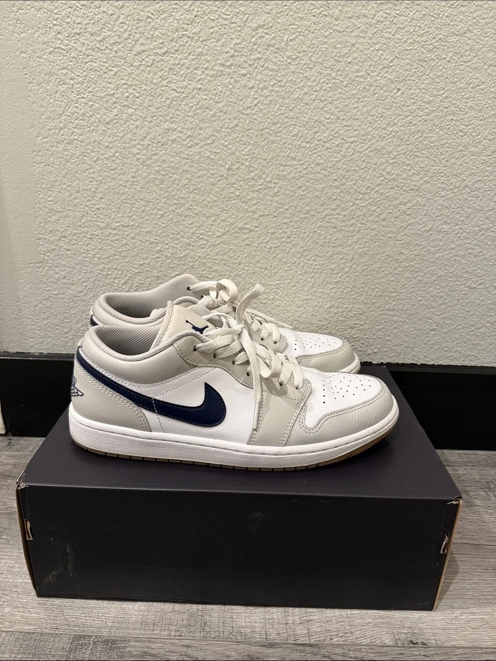 Jordan’s low-tops